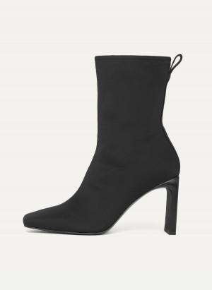 Black Dkny Wren - New Heel Shape Women's Booties | R4768607