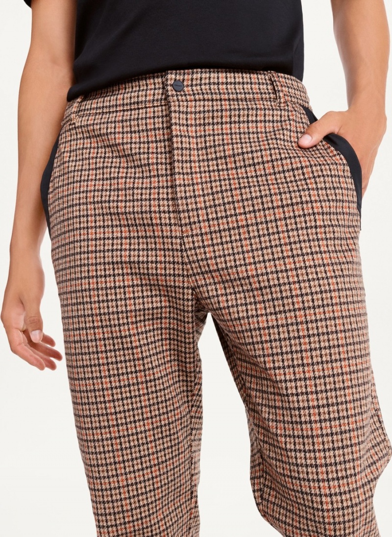 Multicolor Dkny Plaid Contrast Cargo Men's Jogger | P1752690